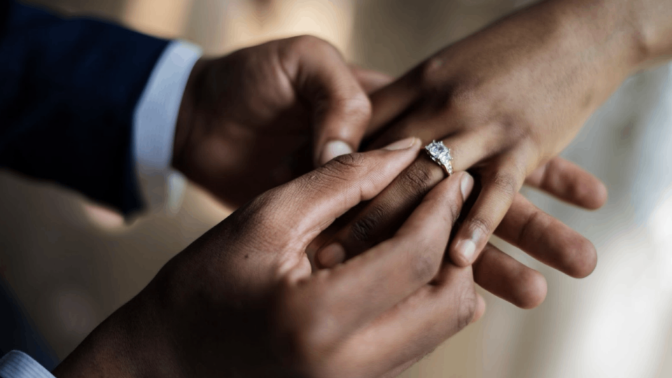 custom engagement rings